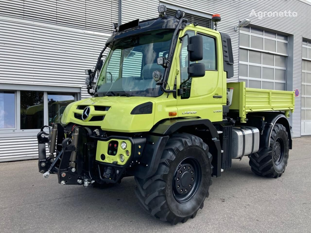 Mercedes-Benz Unimog U535 Agrar Radtraktor kaufen Deutschland